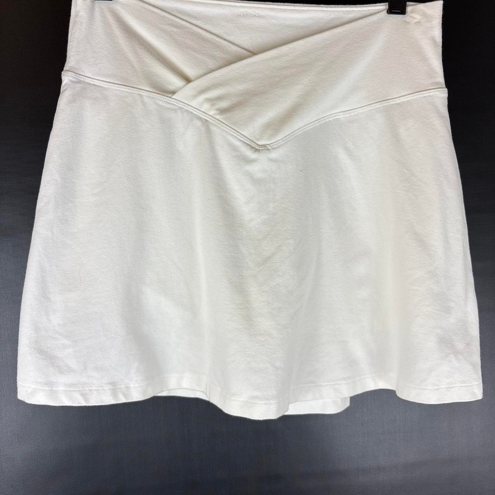 Womens Victoria's Secret PINK white mini skirt with built in shorts